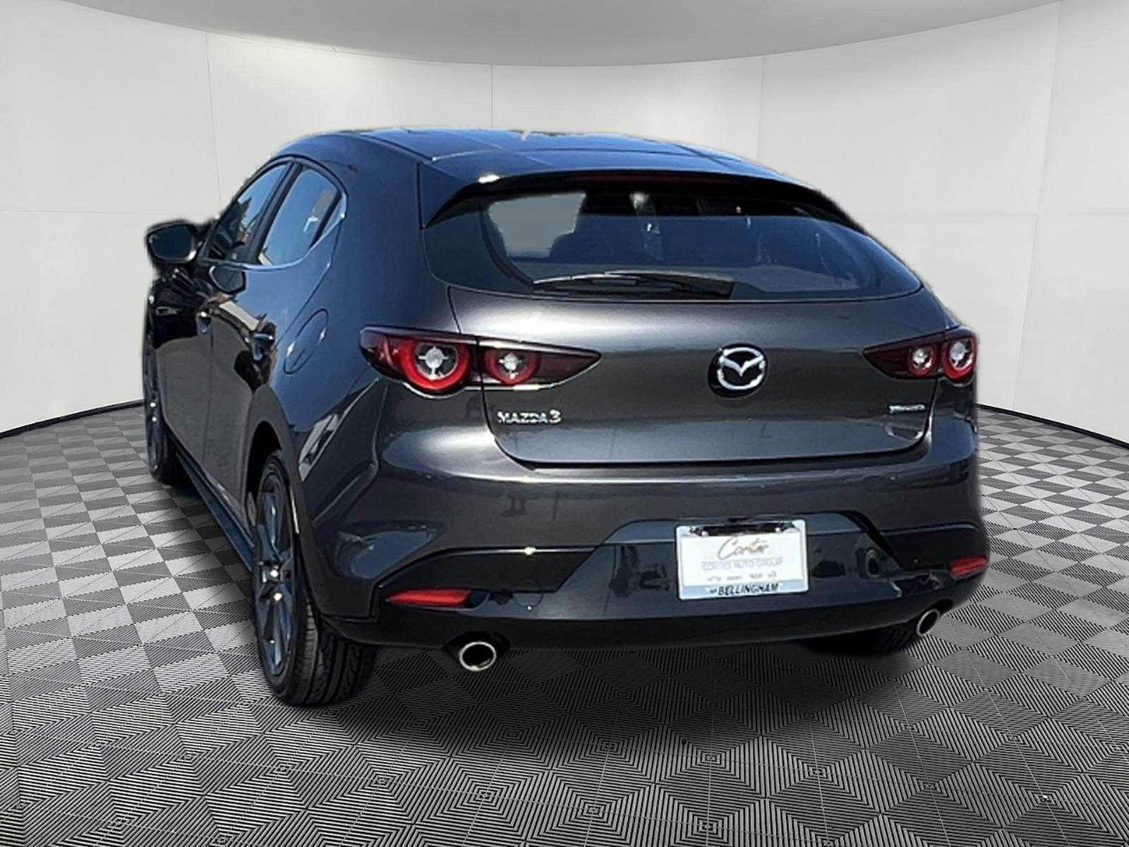 2023 Mazda Mazda3 Hatchback 2.5 s Preferred photo 3