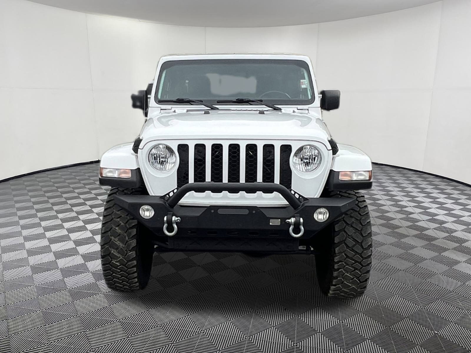 2021 Jeep Gladiator Sport S photo 2