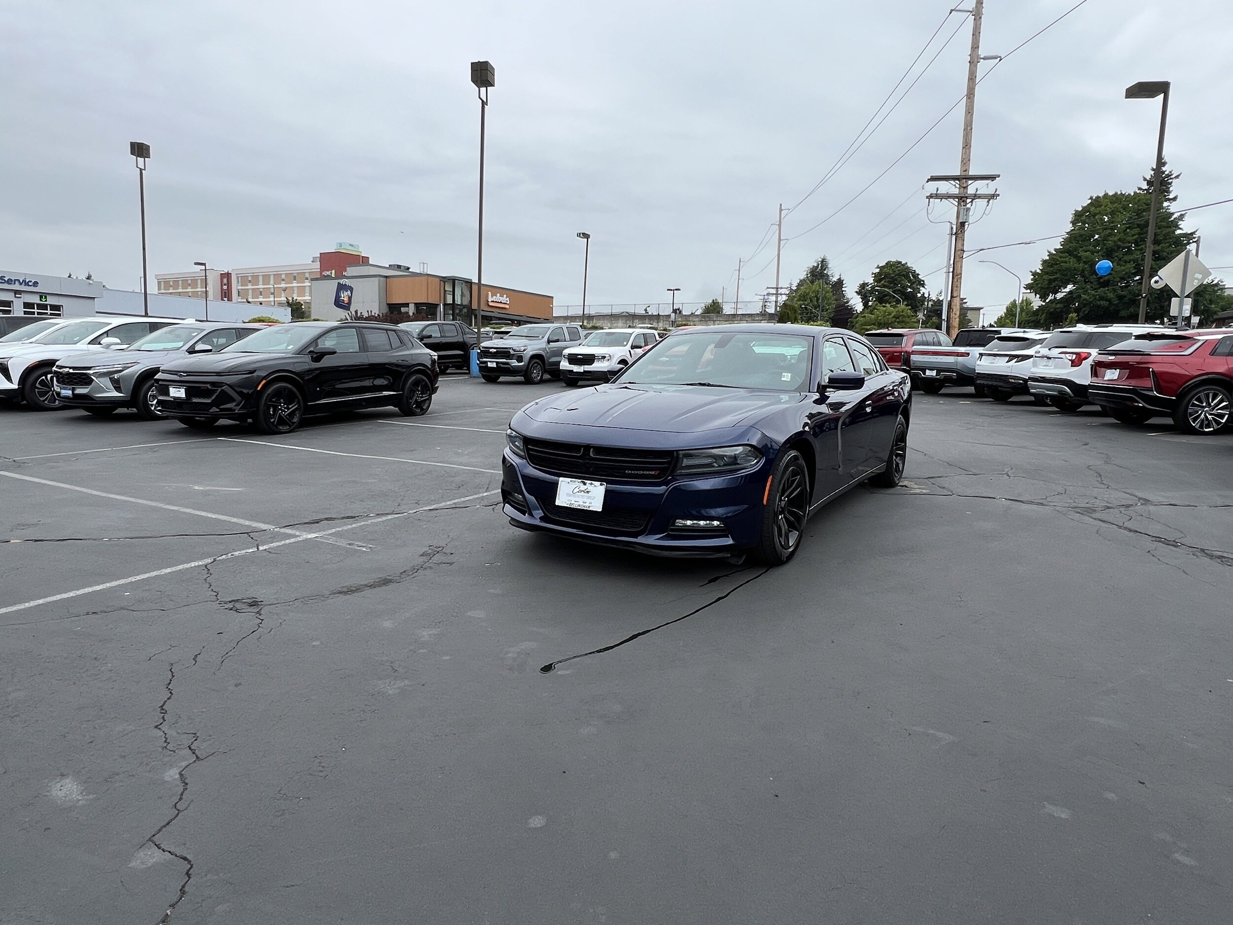 2015 Dodge Charger SXT photo 3