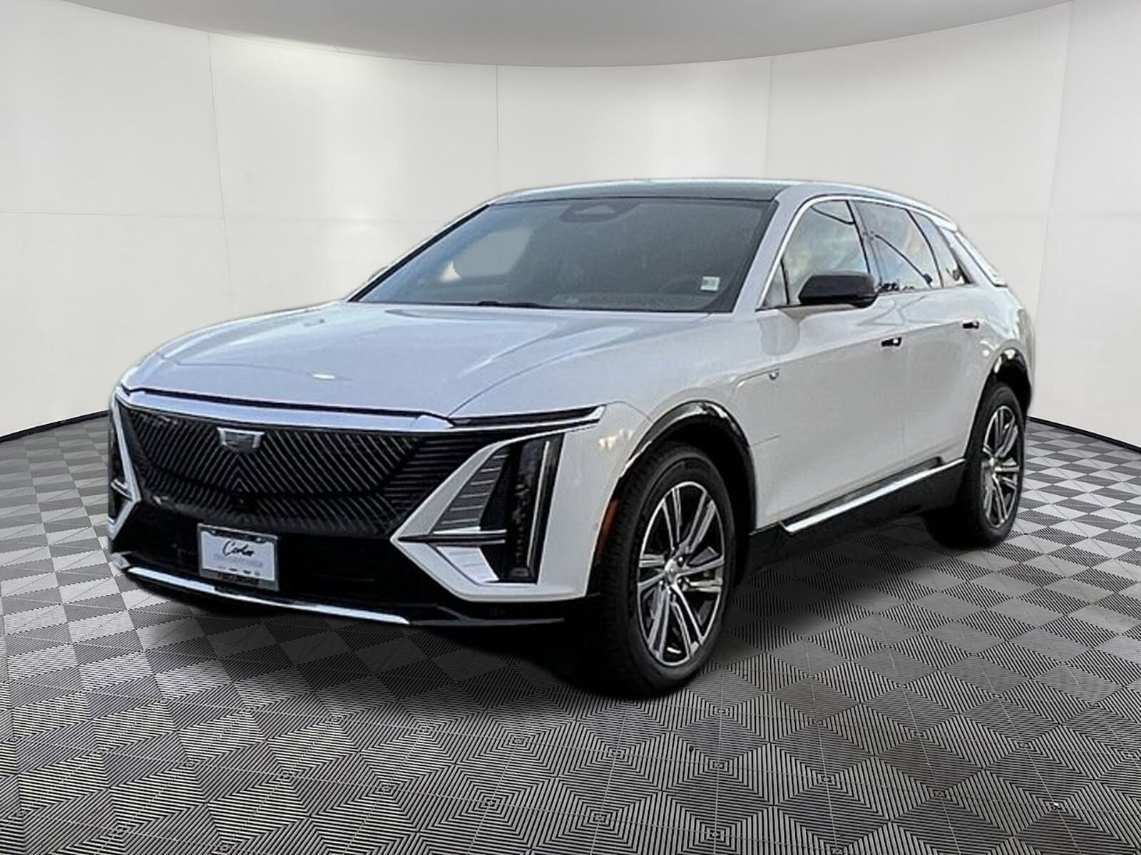 2024 Cadillac Lyriq Luxury photo 3