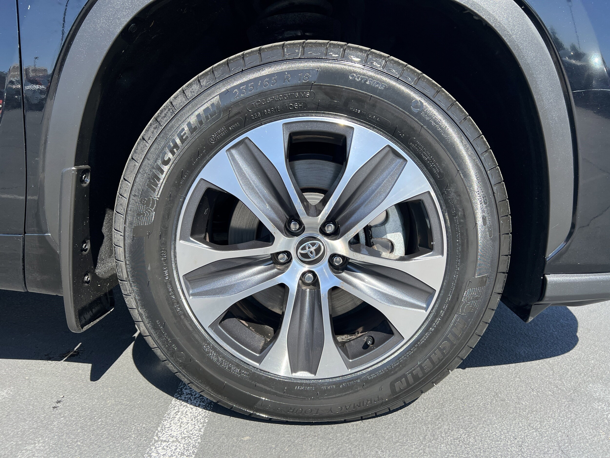 2024 Toyota Highlander XLE - Photo 11