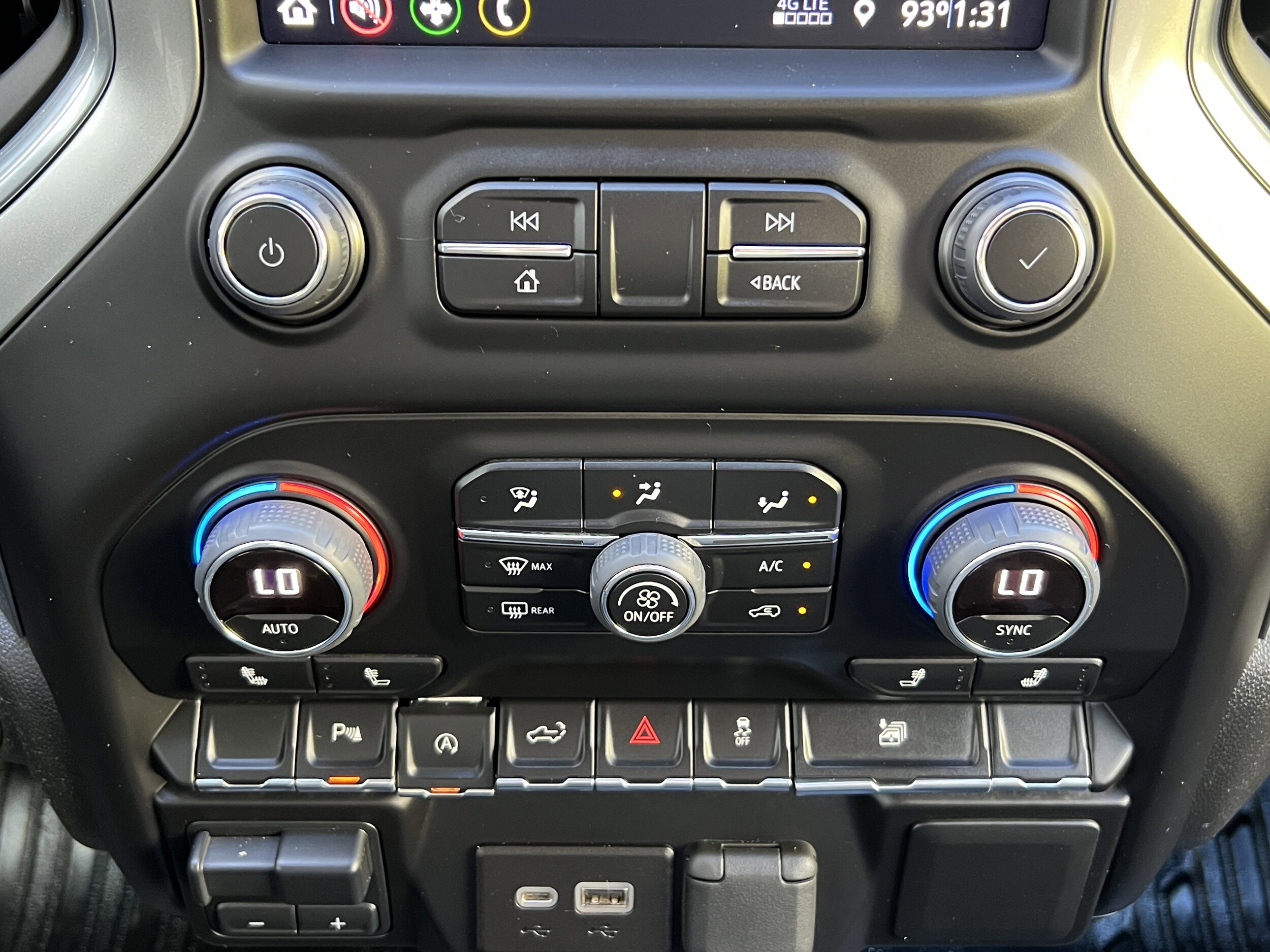 2022 Chevrolet Silverado 1500 Limited LT - Photo 26