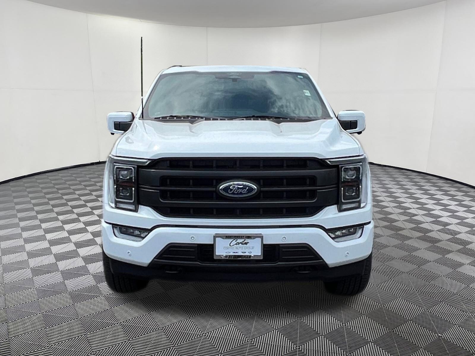 2022 Ford F-150 Lariat photo 2