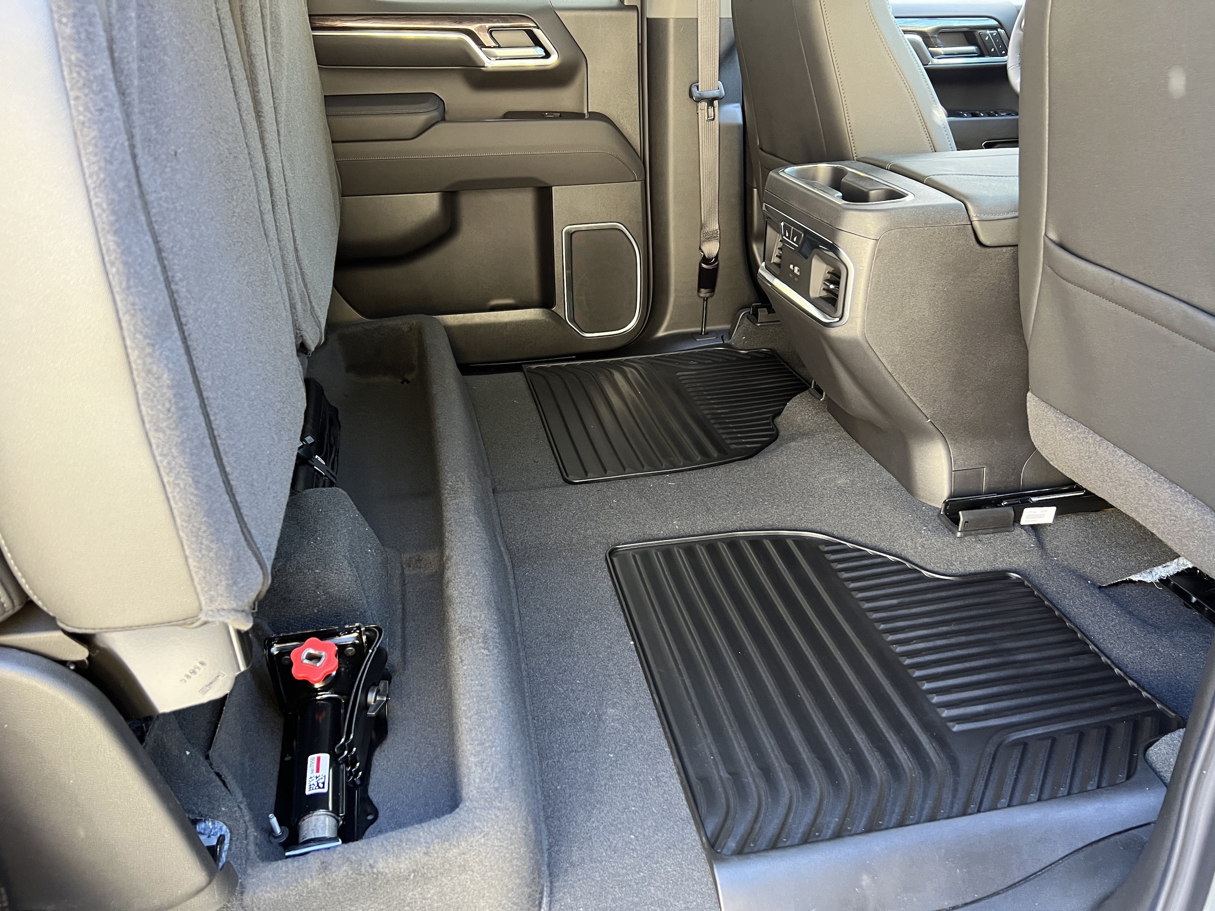 2026 Chevrolet Silverado 1500 LTZ - Photo 23
