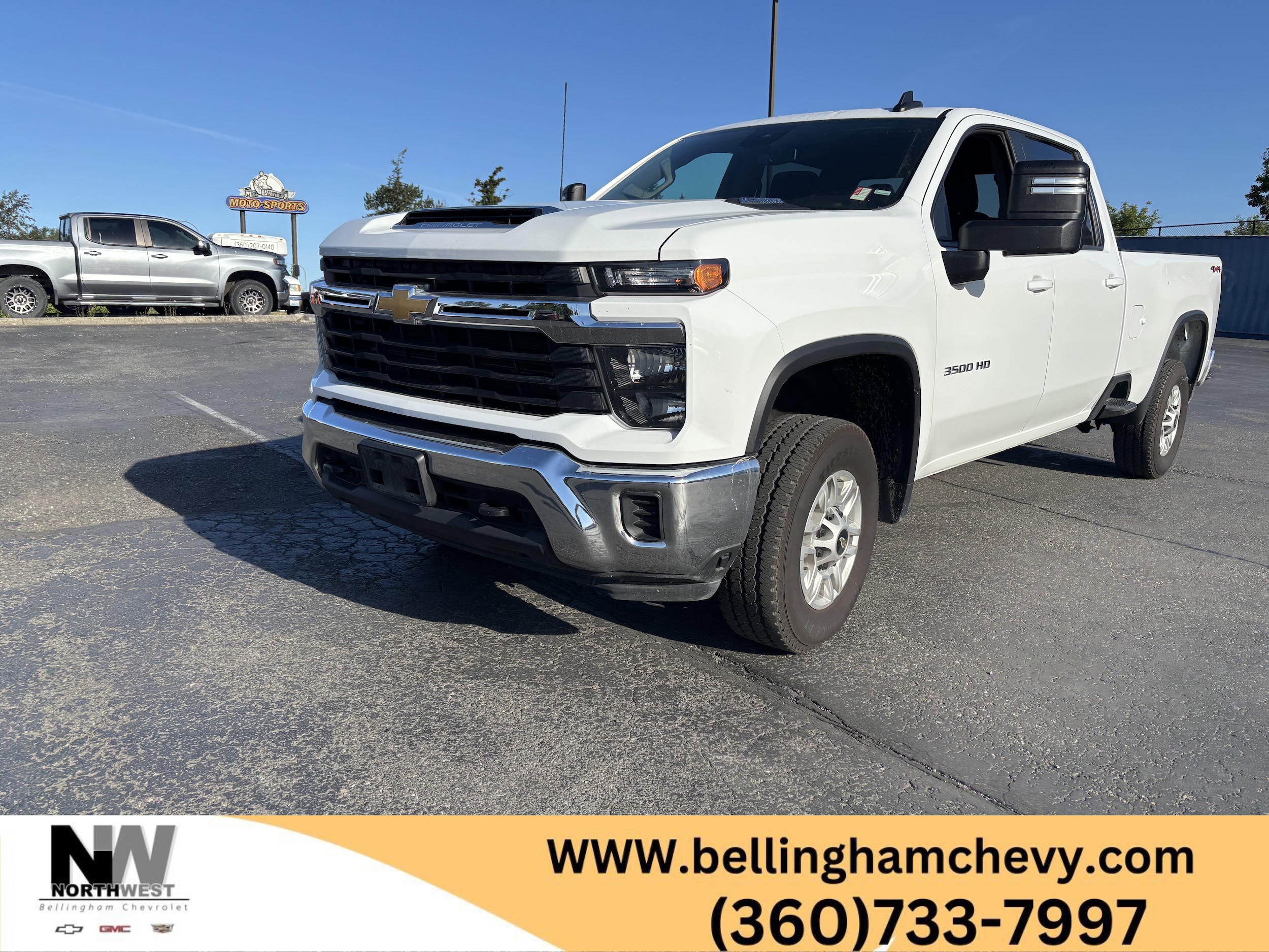 2024 Chevrolet Silverado HD LT 4WD Crew Cab Short Box's photo
