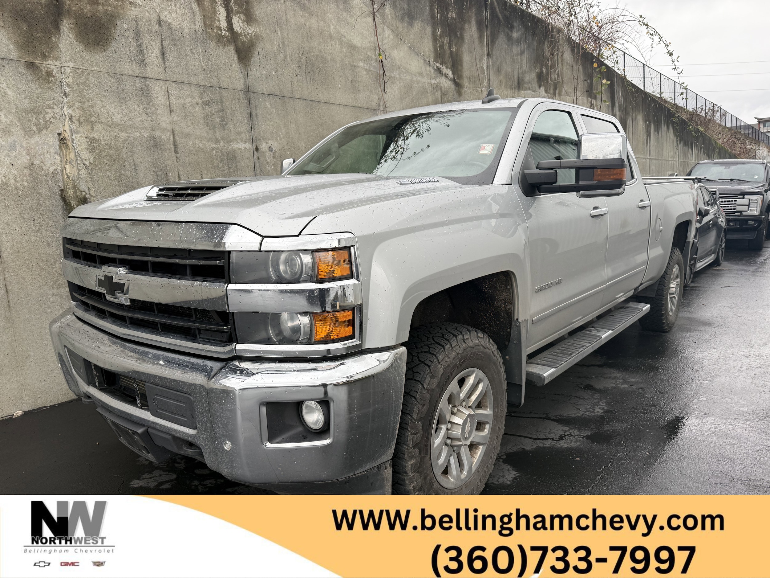 2018 Chevrolet Silverado 3500 HD Truck Crew Cab 