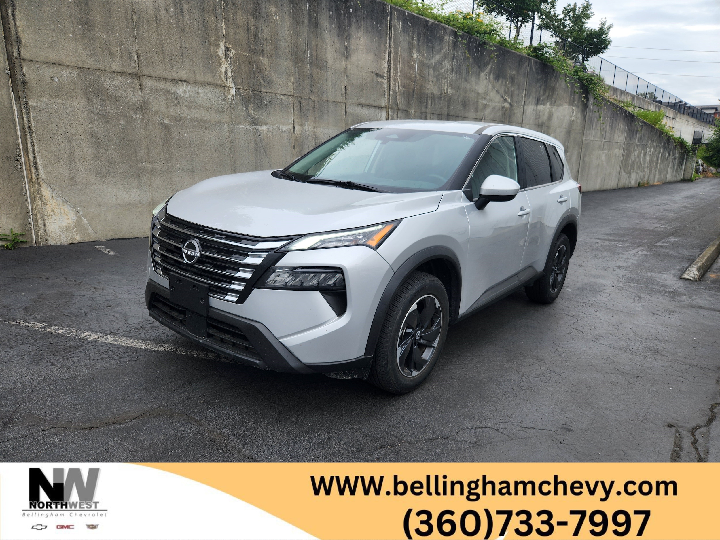2025 Nissan Rogue SV AWD's photo