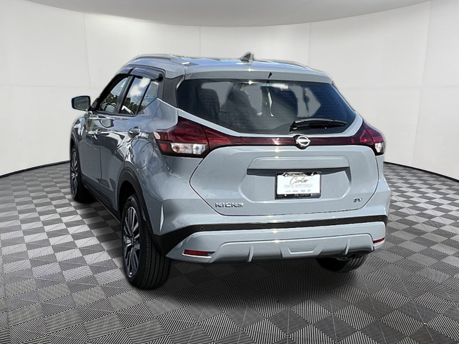 2024 Nissan Kicks SV photo 3