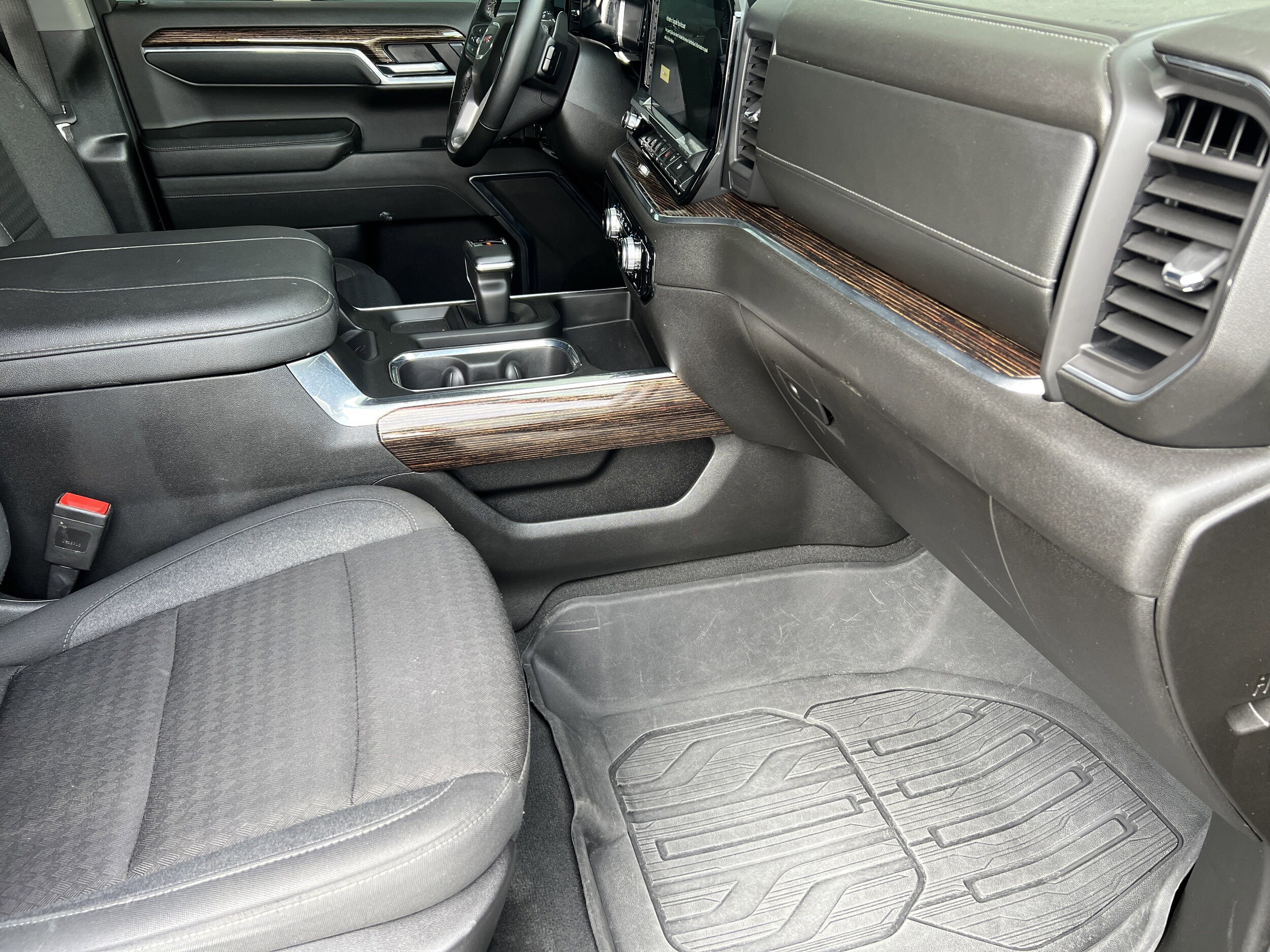 2024 GMC Sierra 1500 Elevation - Photo 23