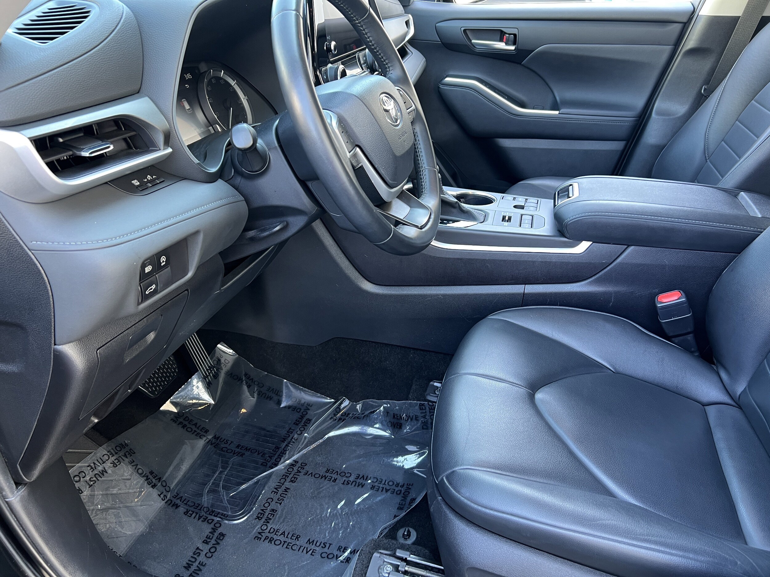2024 Toyota Highlander XLE - Photo 15