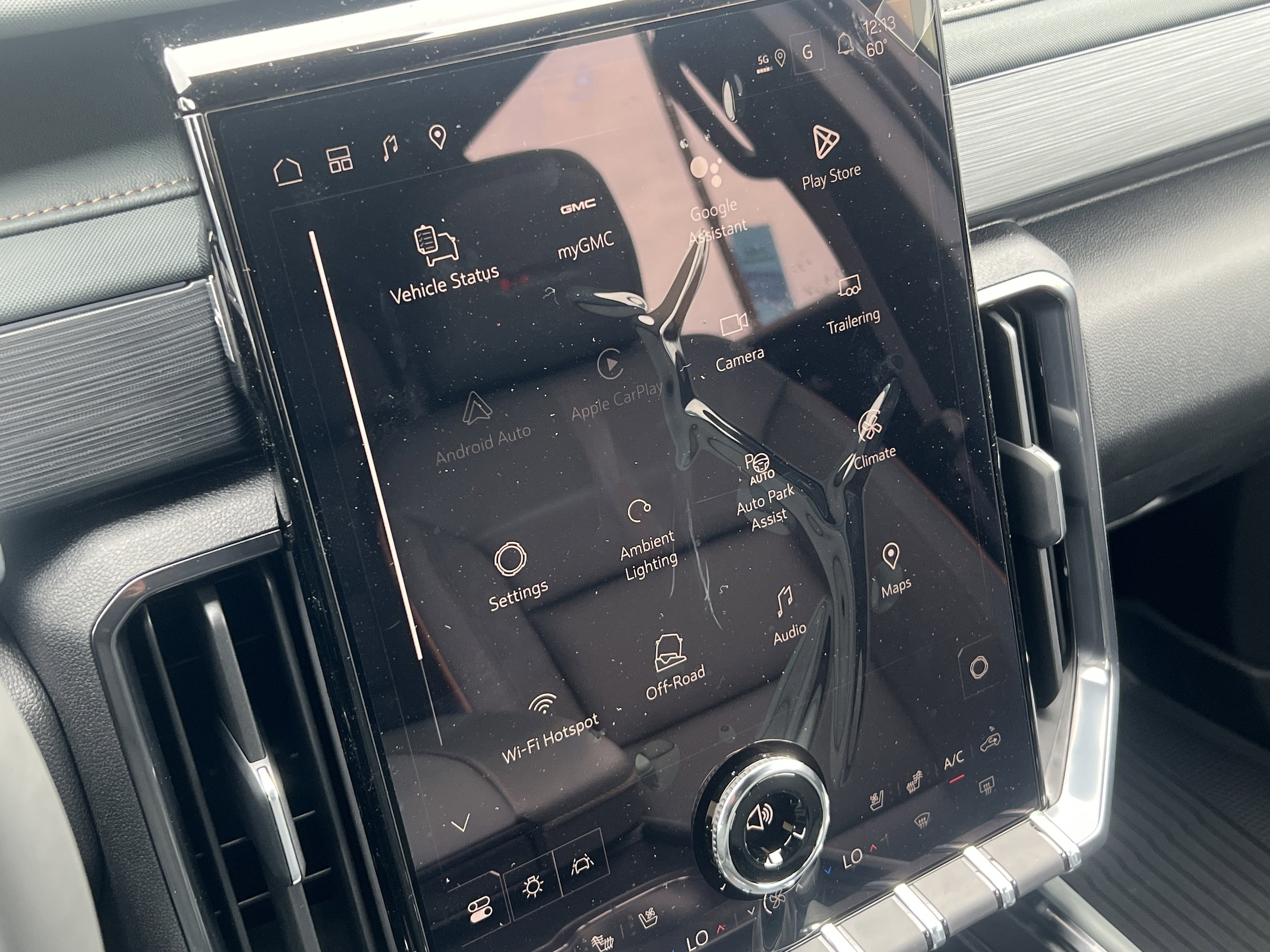 2026 GMC Acadia AT4 - Photo 13
