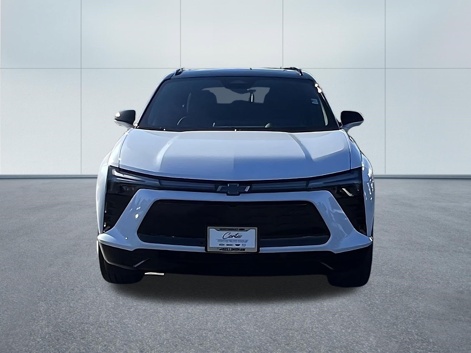 2027 Chevrolet Blazer EV RS - Photo 2