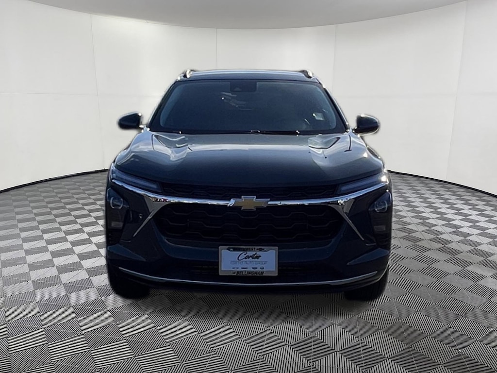 Used 2025 Chevrolet Trax LT SUV