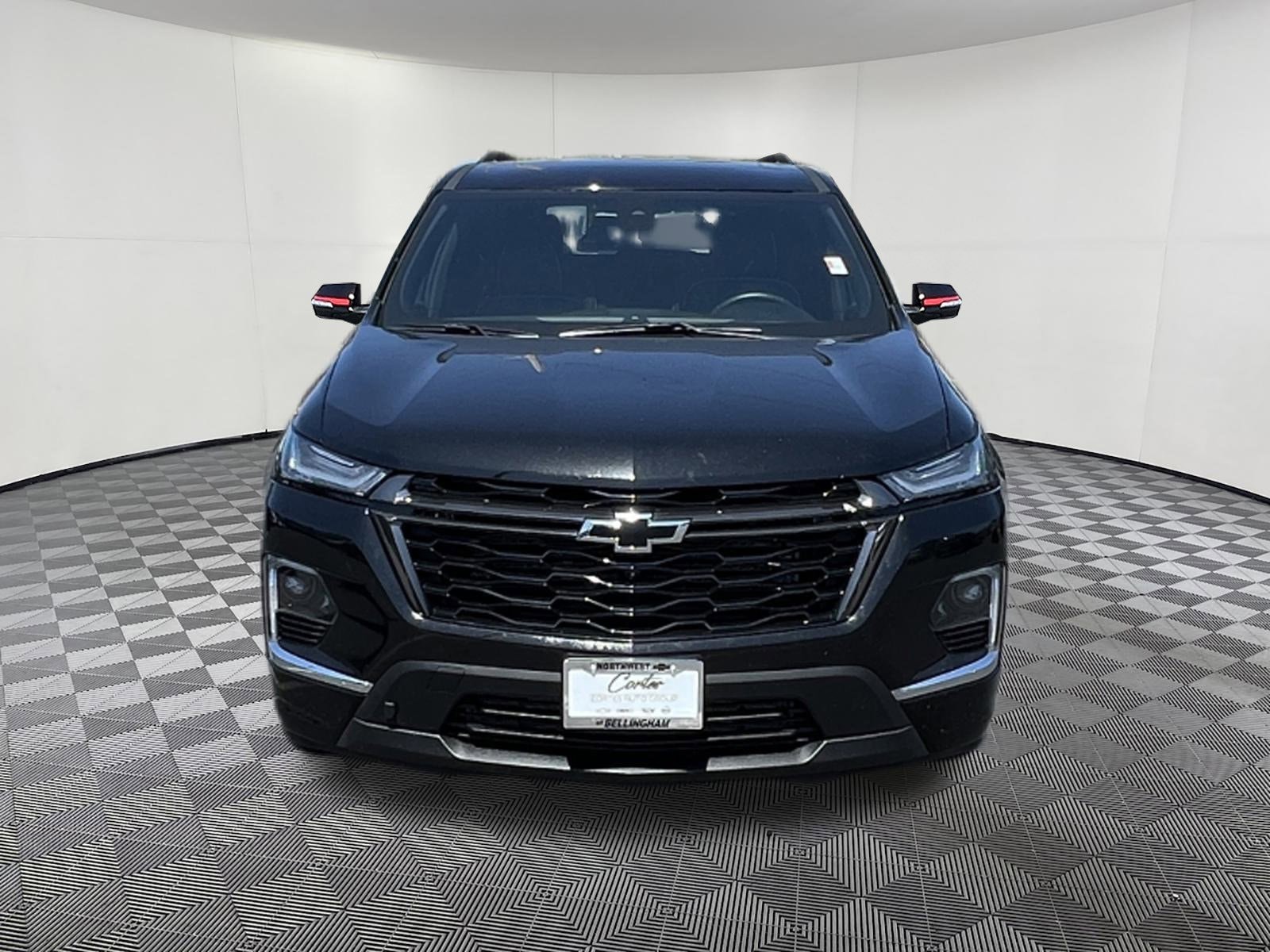 Used 2022 Chevrolet Traverse Premier with VIN 1GNEVKKW2NJ182538 for sale in Bellingham, WA