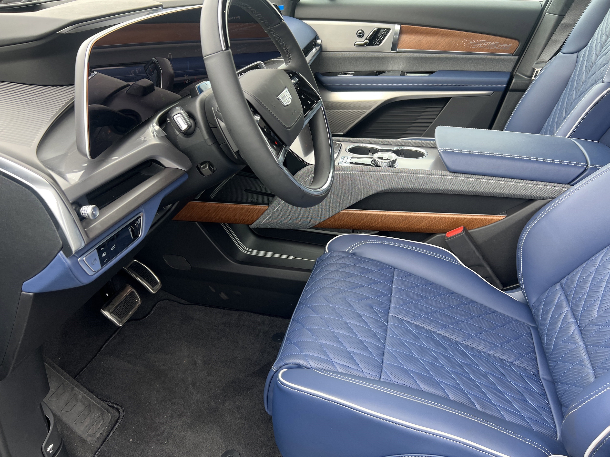 2026 Cadillac VISTIQ Premium Luxury - Photo 16