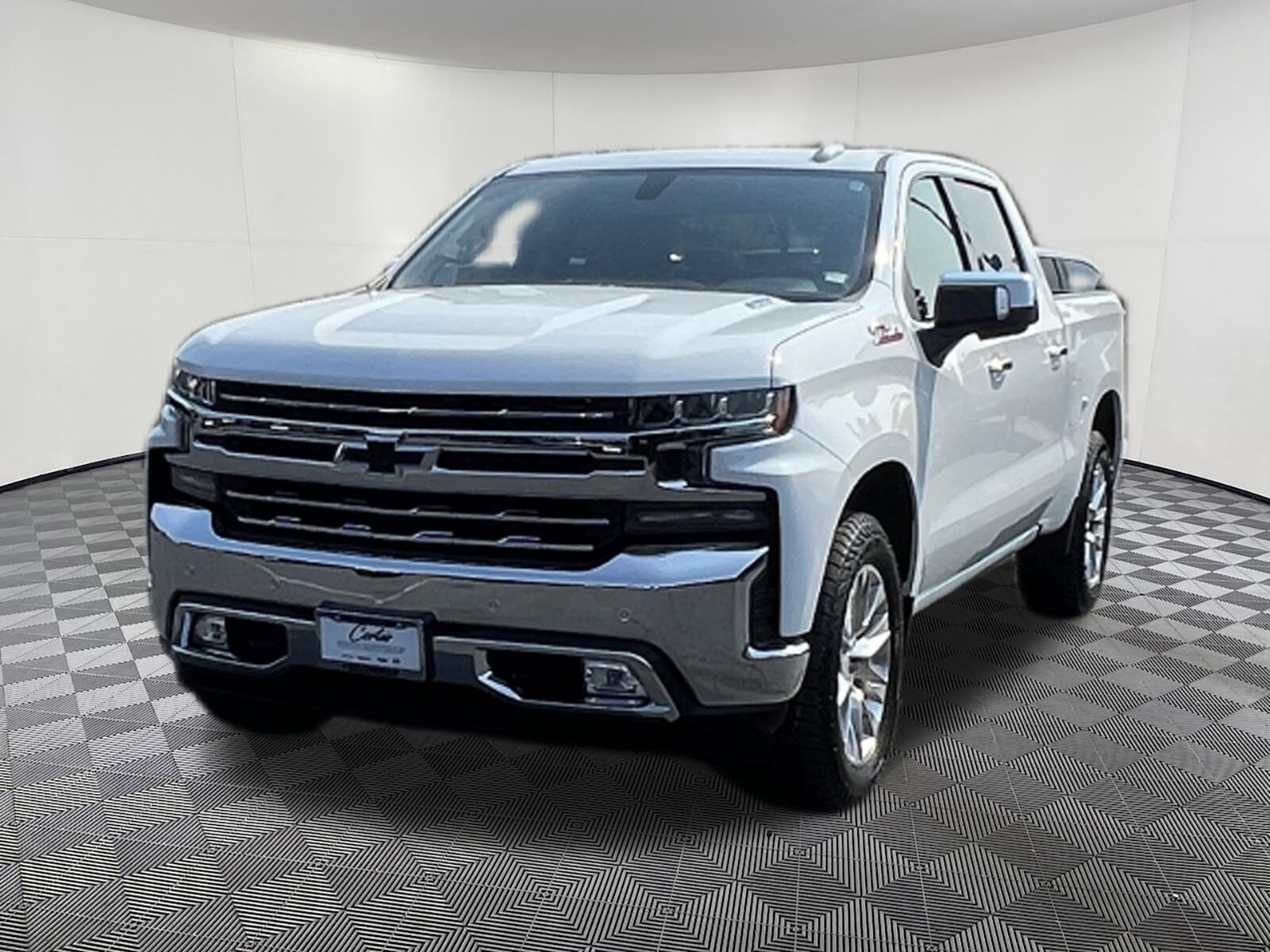 2022 Chevrolet Silverado 1500 LTZ photo 3