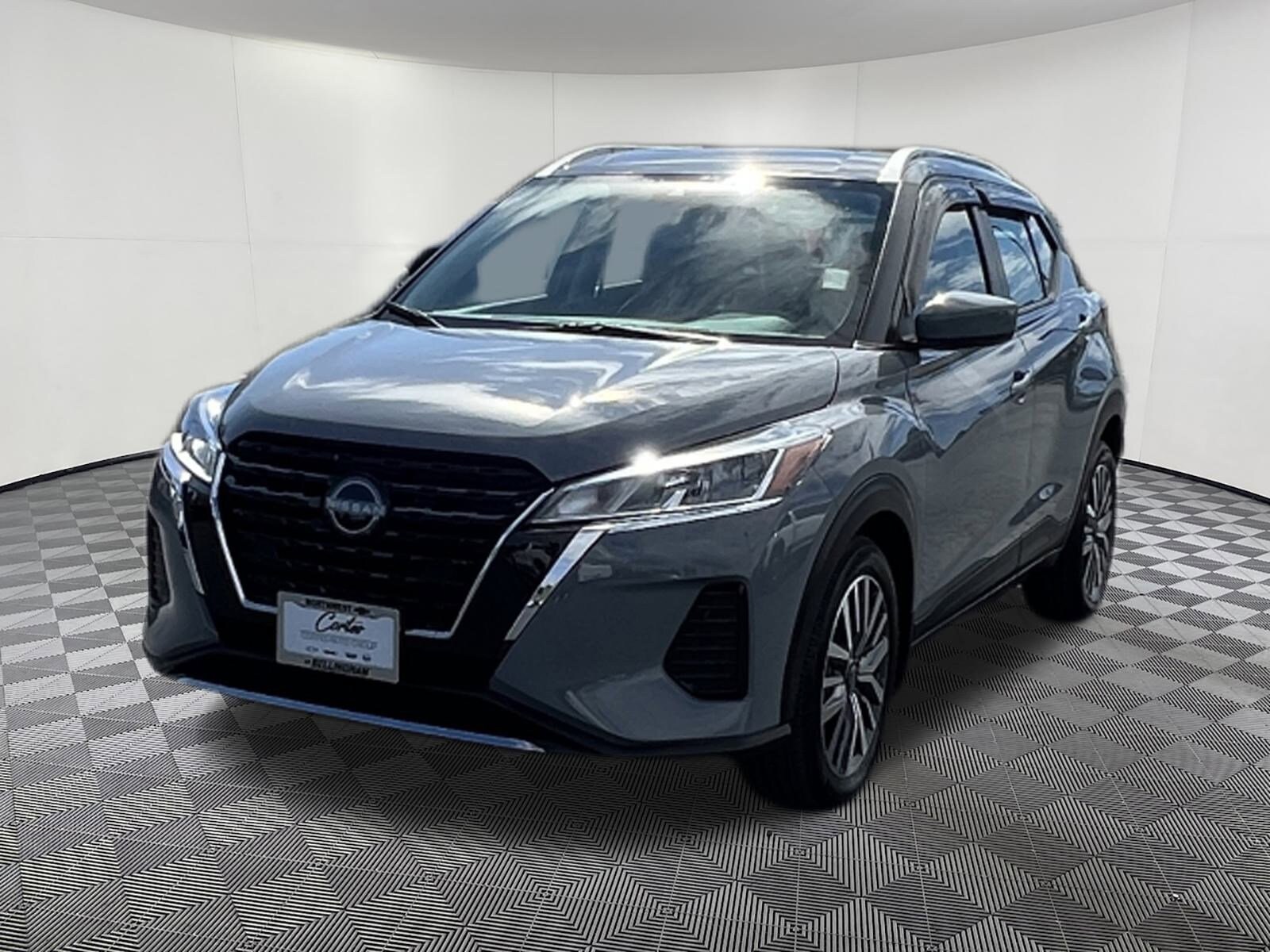 2024 Nissan Kicks SV photo 2