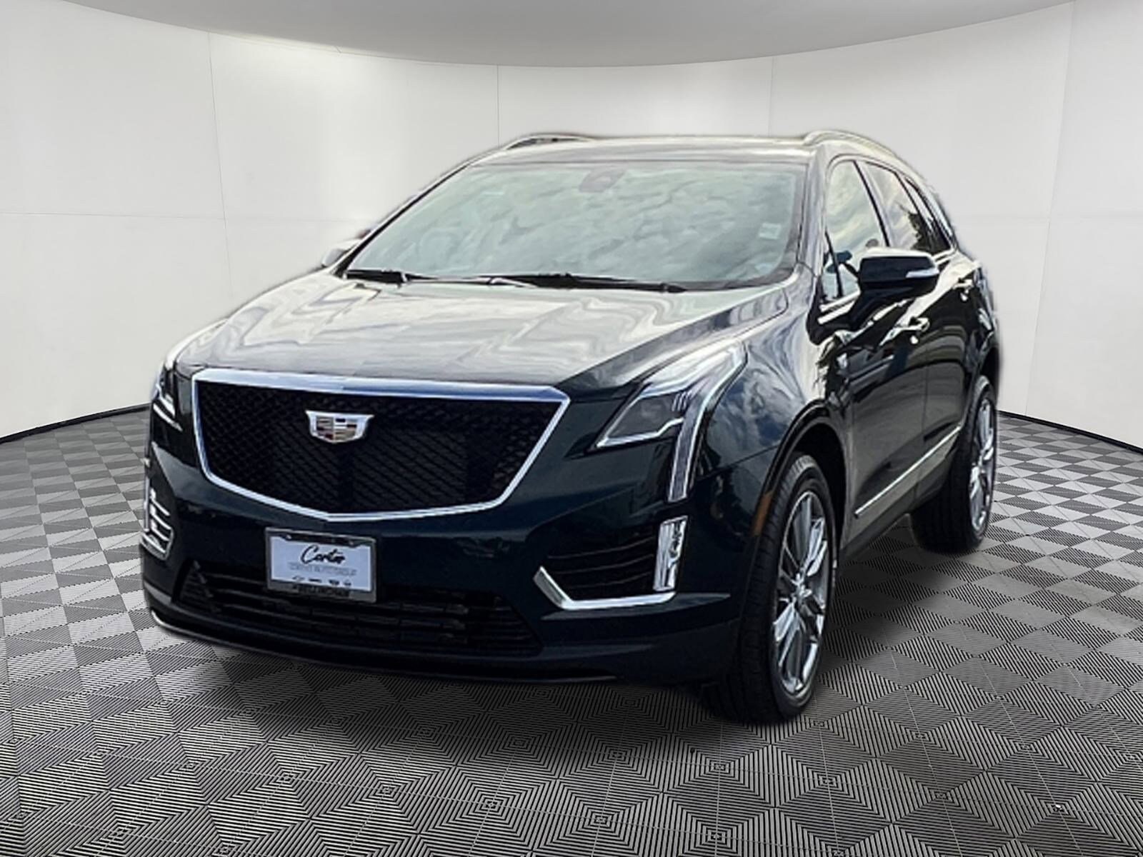 2025 Cadillac XT5 Sport photo 3