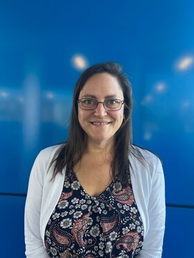 Staff member Liz Farrell from 119ce46a5783