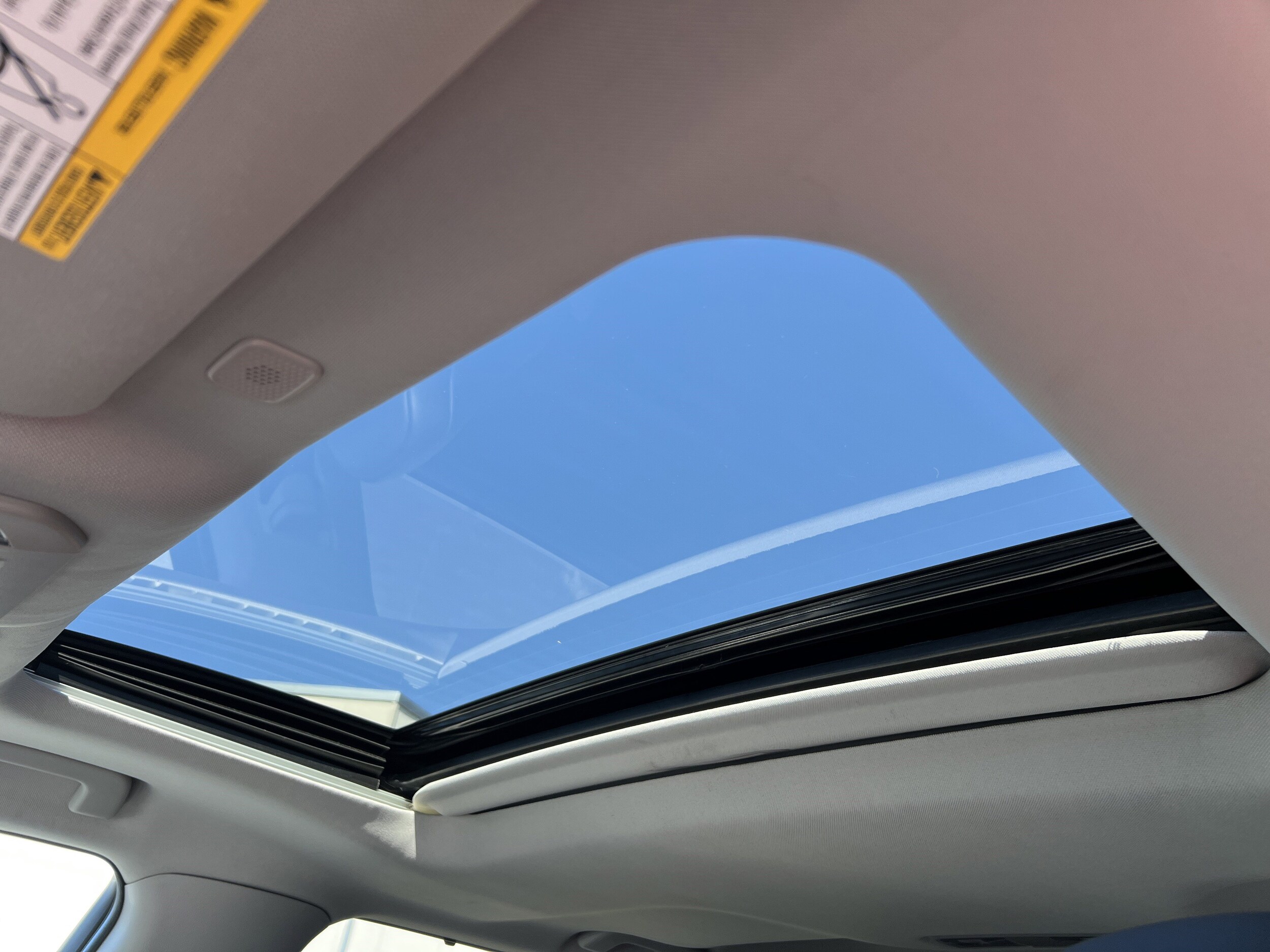 2024 Toyota Highlander XLE - Photo 12