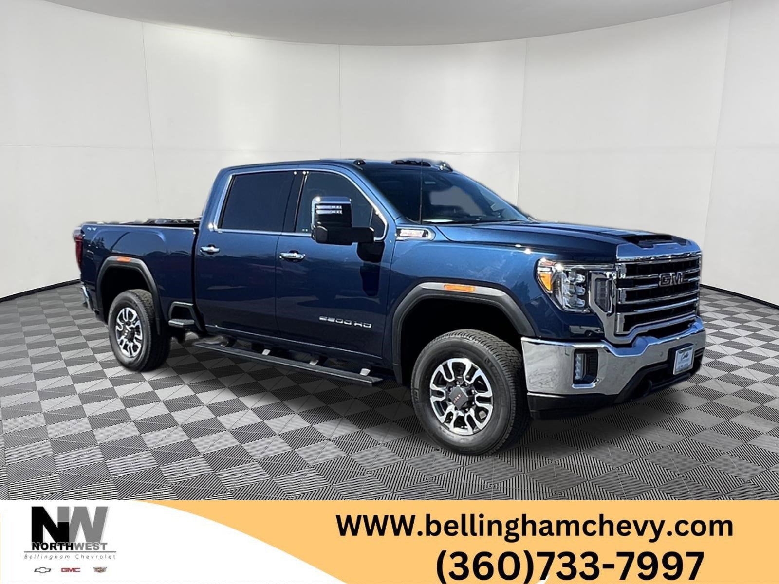 2022 GMC Sierra SLT 4WD Crew Cab Standard Box's photo