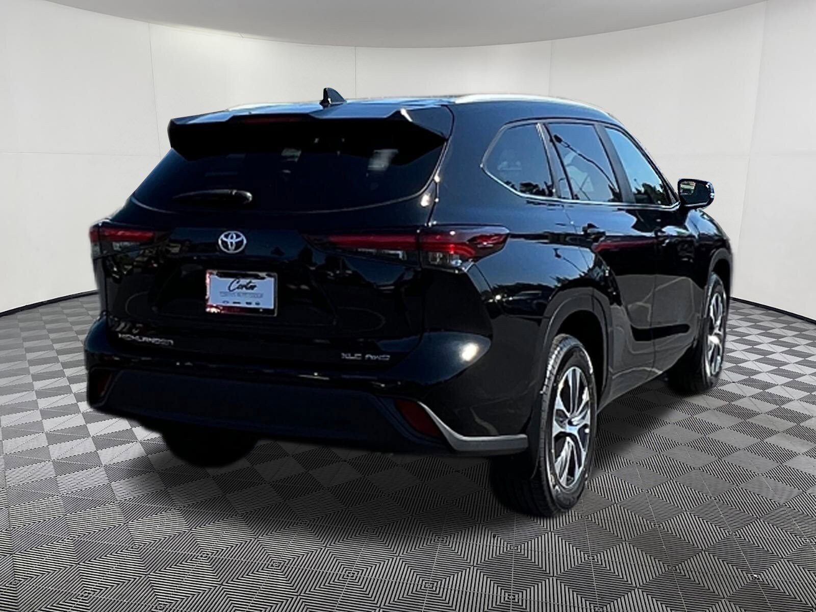 2024 Toyota Highlander XLE - Photo 6