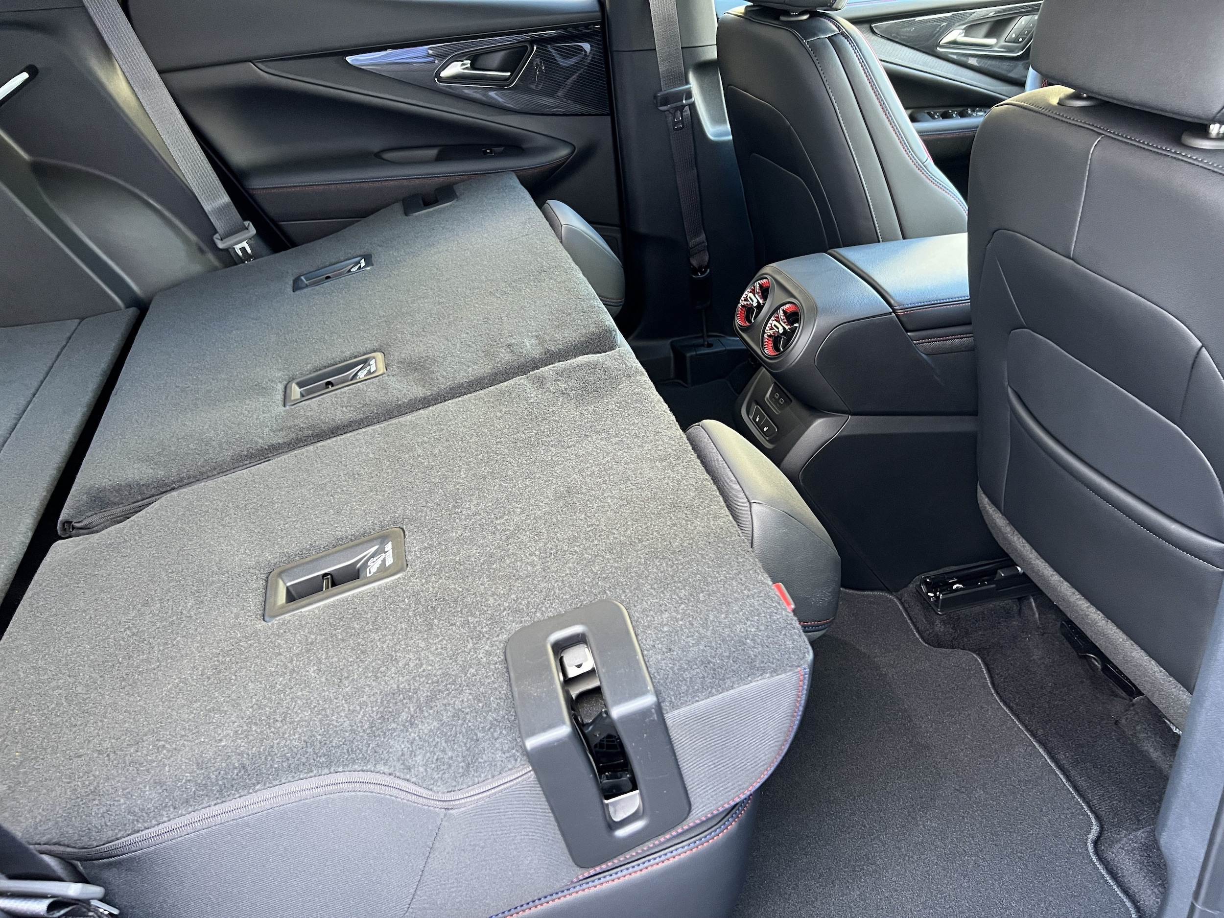 2027 Chevrolet Blazer EV RS - Photo 23