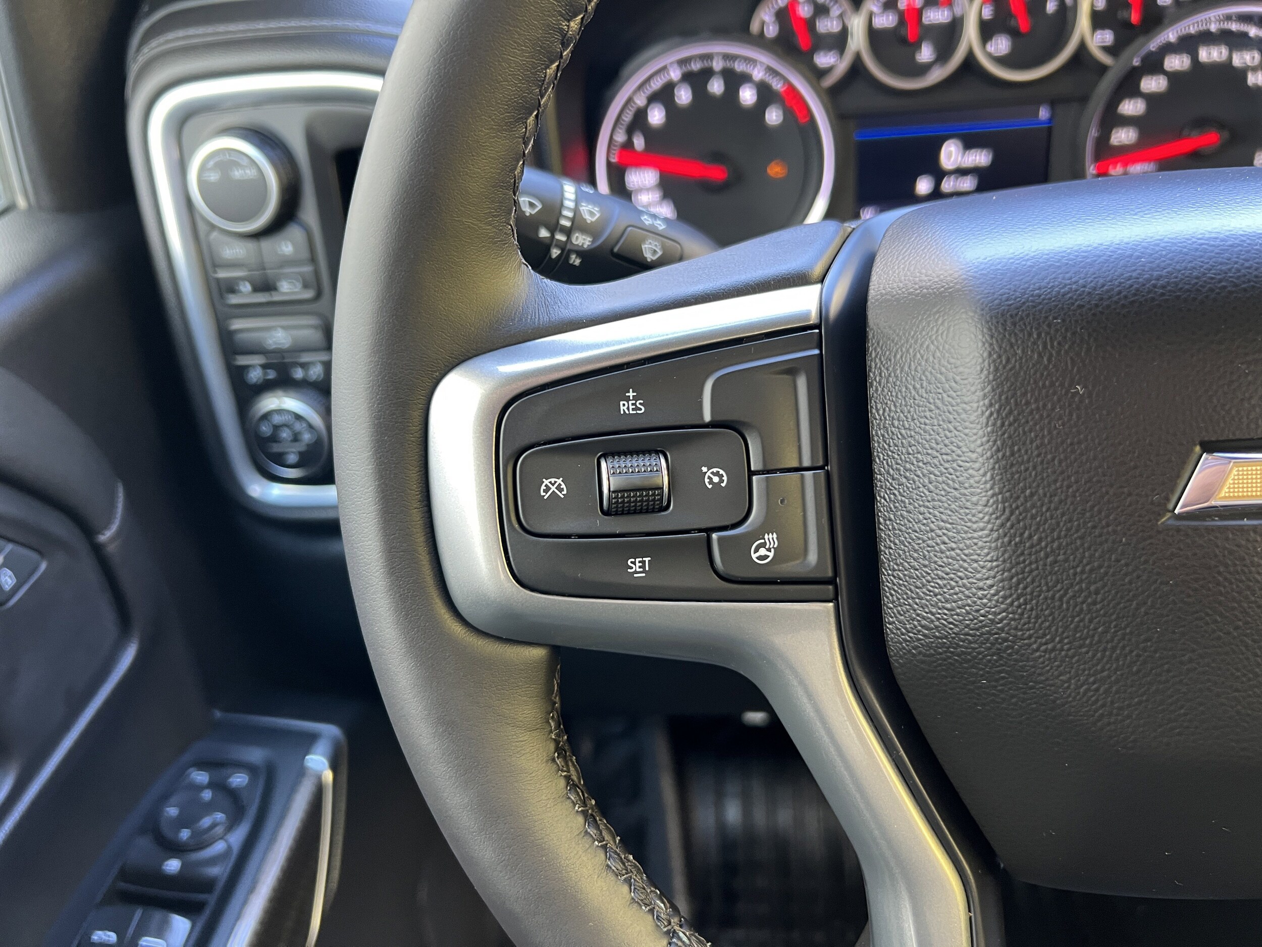 2022 Chevrolet Silverado 1500 Limited LT - Photo 23