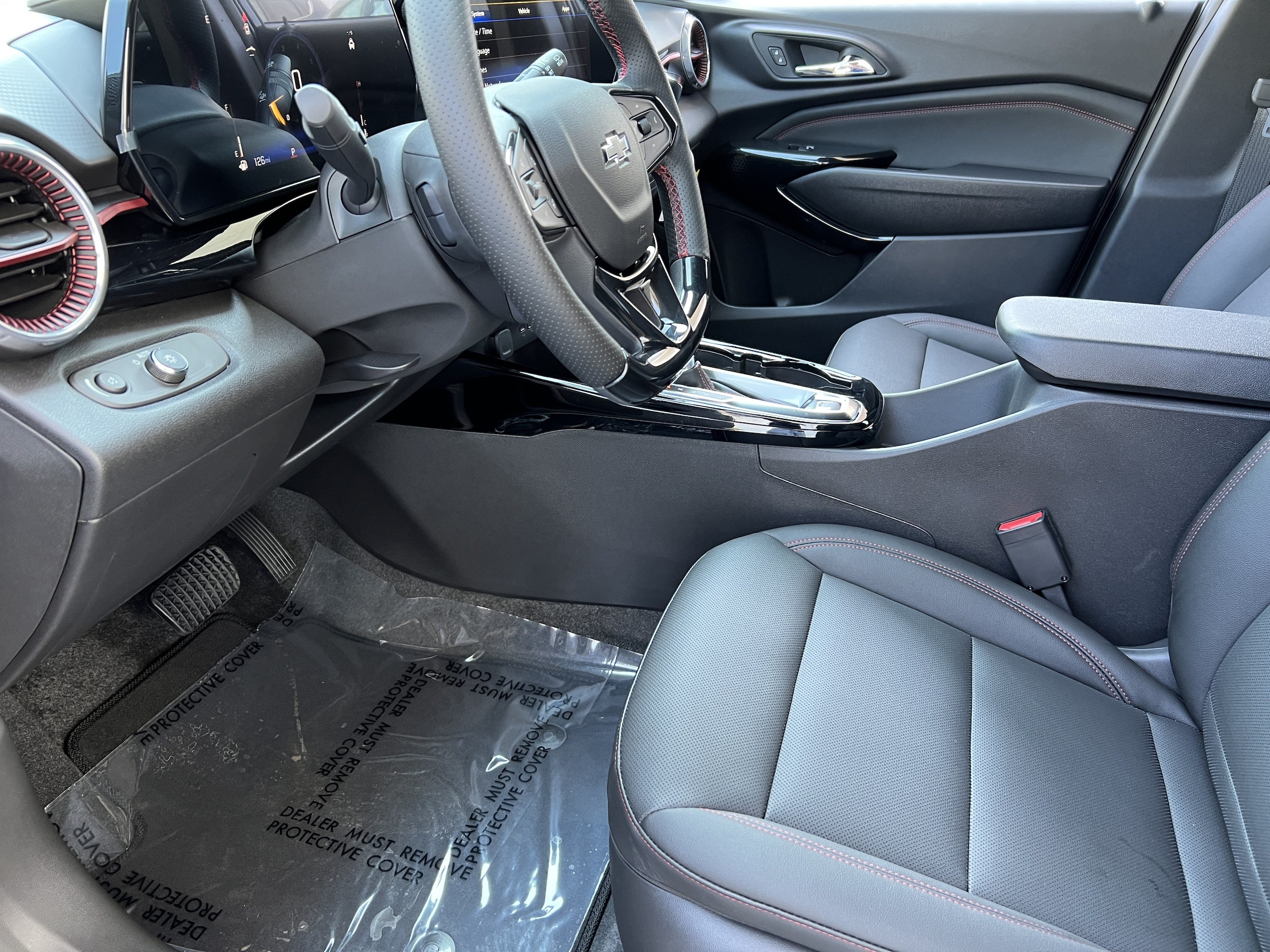2026 Chevrolet Trax RS - Photo 14