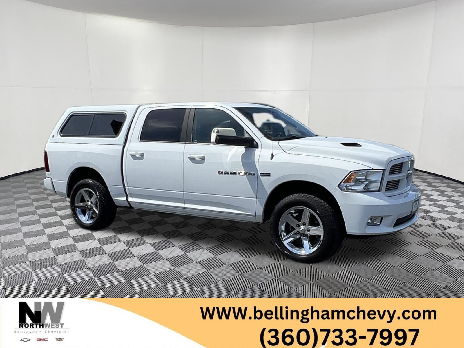 2011 RAM 1500 ST 4x4 Crew Cab's photo