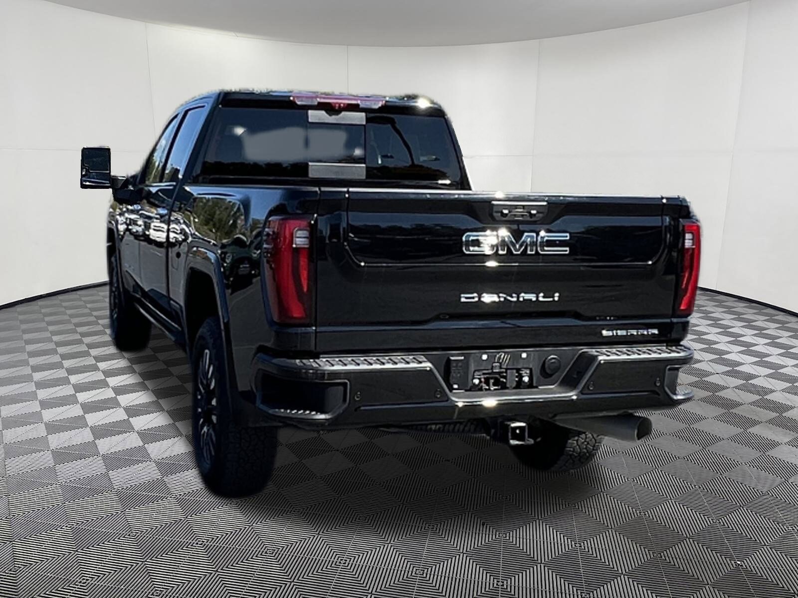2025 Gmc Sierra 3500 HD Denali Ultimate photo 4