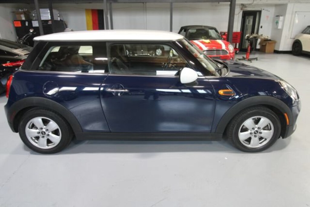 Used 2015 MINI Cooper Hardtop Cooper Hatchback 2D HB