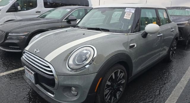 2015 MINI Cooper Base's photo