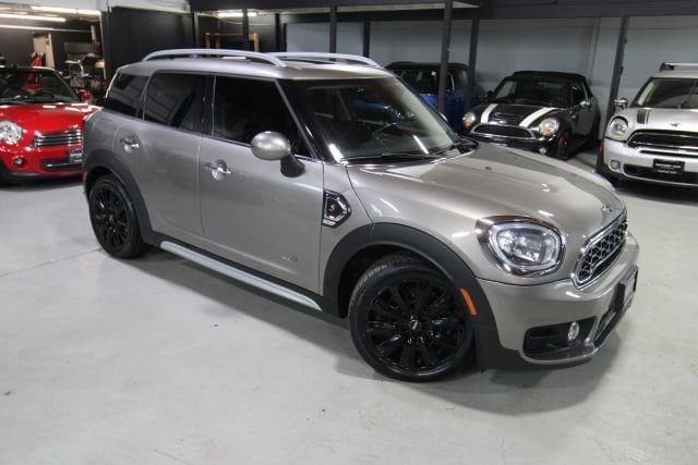 2018 MINI Countryman S's photo