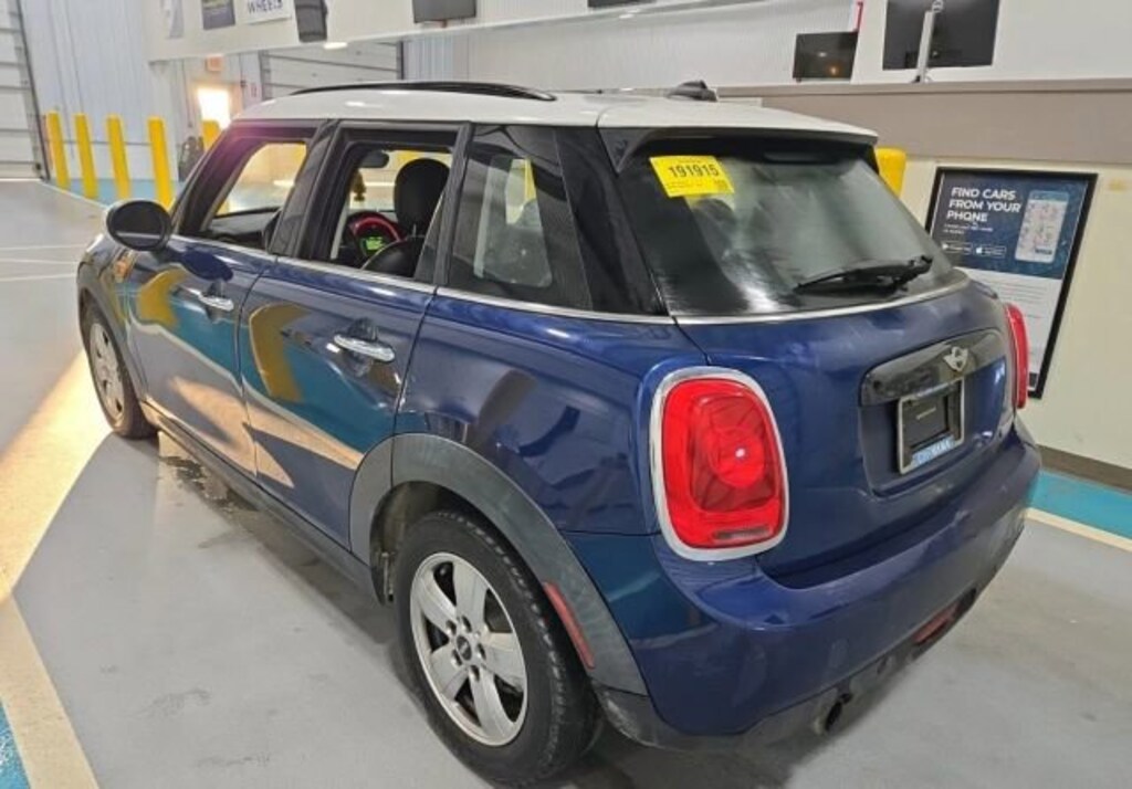 Used 2017 MINI Hardtop 4 Door Cooper Cooper FWD