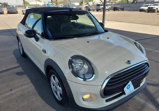 2017 Mini Cooper Convertible photo 3