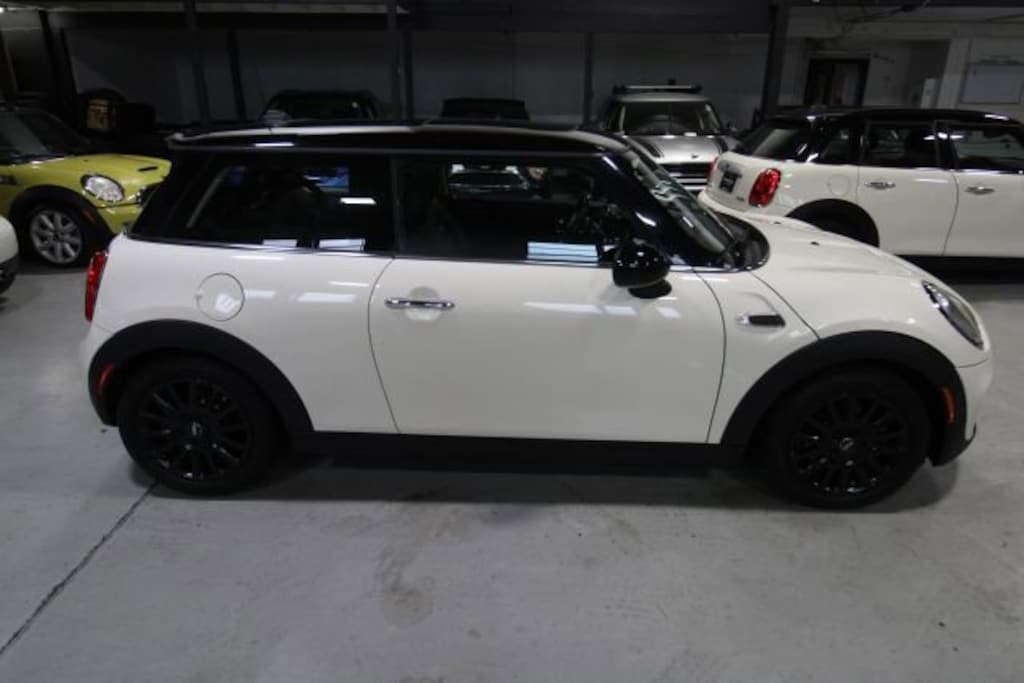 Used 2017 MINI Hardtop 2 Door Cooper Cooper FWD