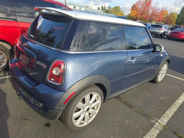 2009 Mini Cooper Hardtop S photo 2