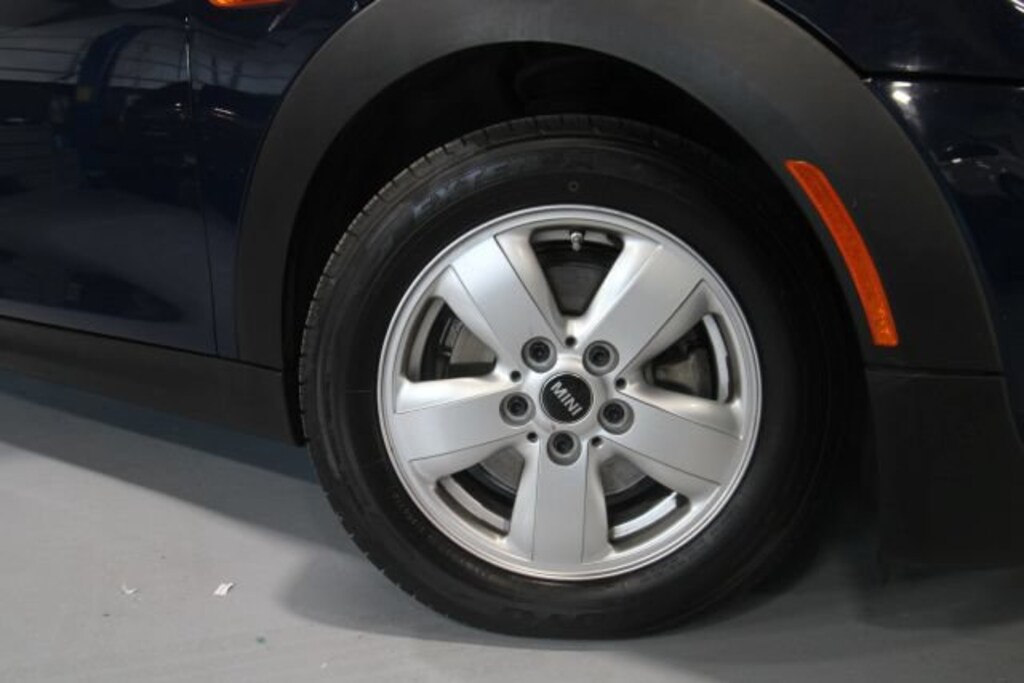 Used 2015 MINI Cooper Hardtop Cooper Hatchback 2D HB
