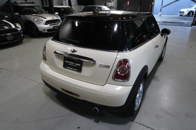 2013 Mini Cooper Hardtop Coupe photo 2