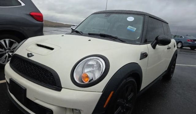 2013 MINI Cooper S's photo