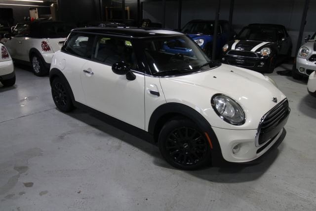 2017 MINI Cooper Base