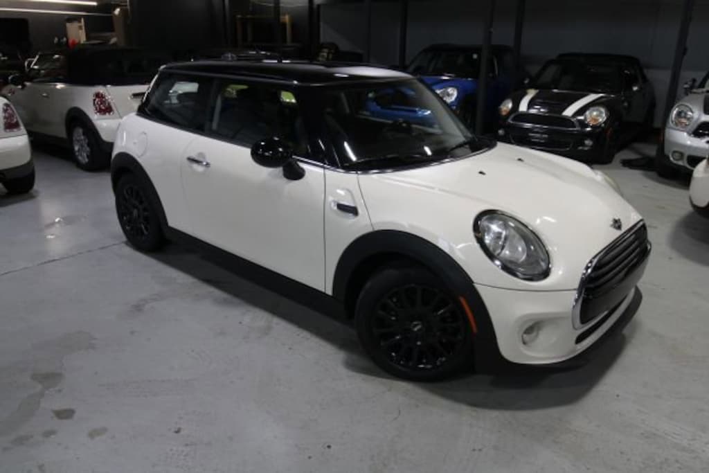 Used 2017 MINI Hardtop 2 Door Cooper Cooper FWD