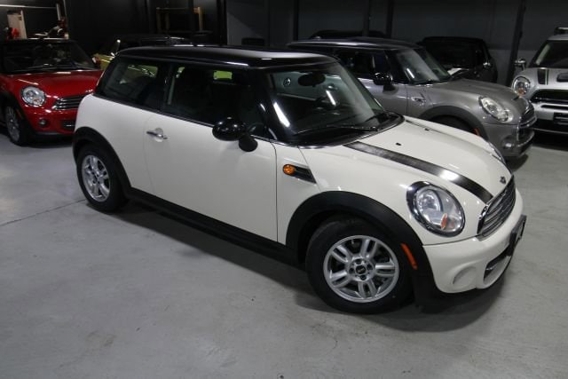 2011 MINI Cooper Base's photo