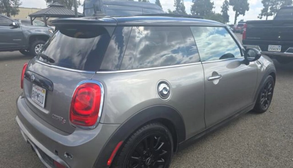 Used 2018 MINI Hardtop 2 Door Cooper S Cooper S FWD