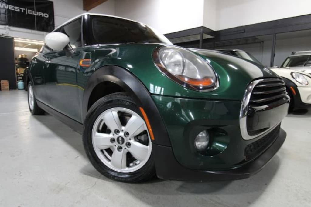 Used 2017 MINI Hardtop 4 Door Cooper Cooper FWD