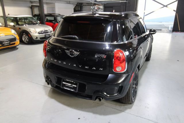 2014 Mini Cooper ALL4 S photo 4