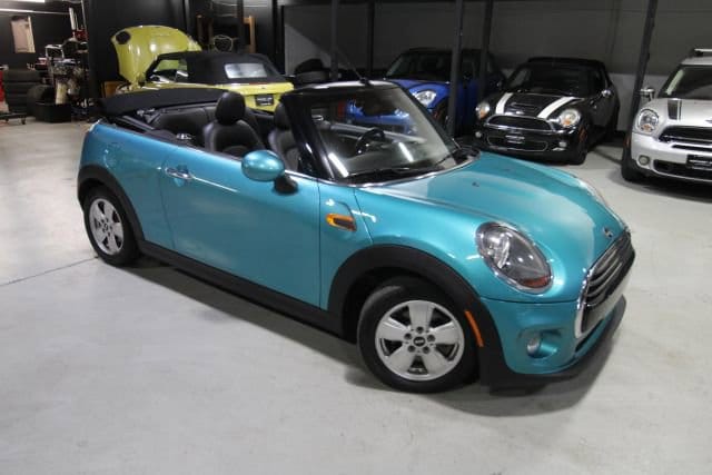 2019 MINI Convertible Base's photo