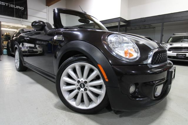 2013 Mini Cooper Convertible S photo 2