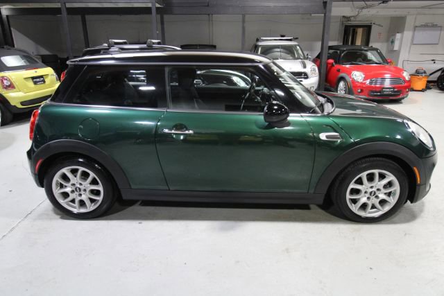2015 Mini Cooper Hardtop photo 4